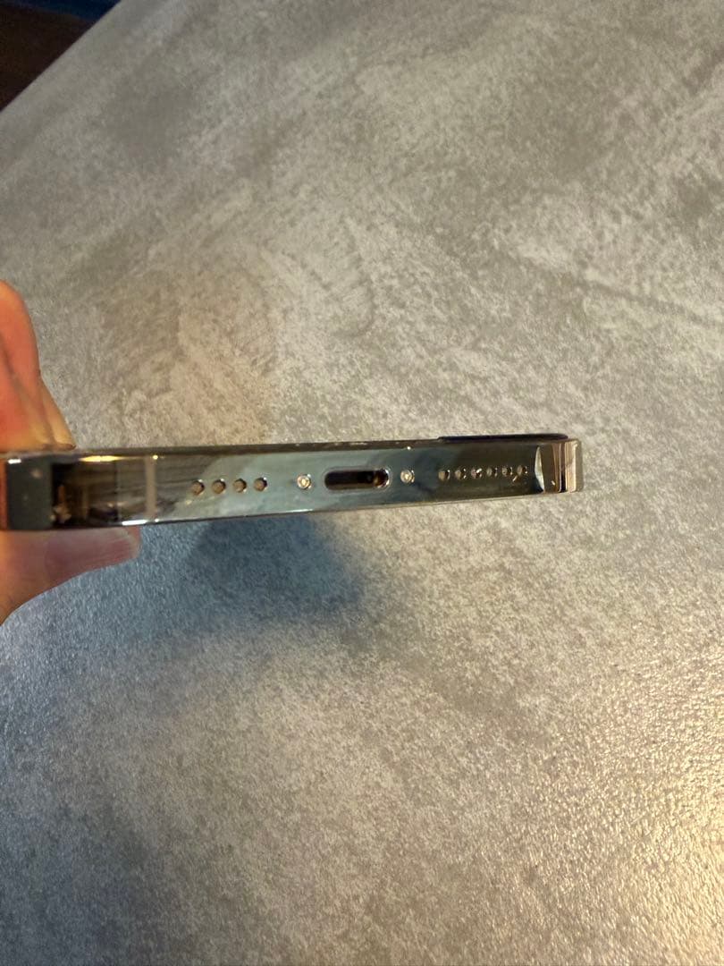 iPhone12 Pro Max ゴールド