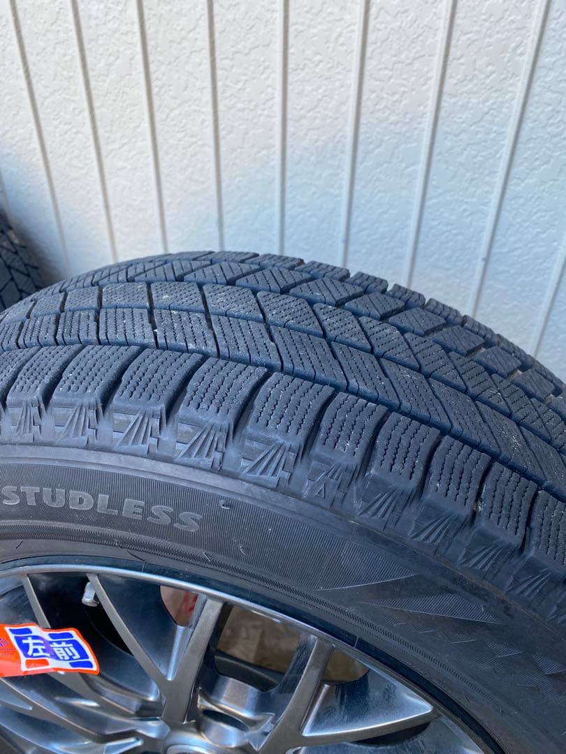 80系ノア/ボクシー　スタッドレス　VRX3 195/65/R15