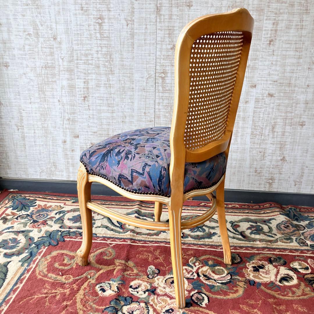 g5 イタリア家具 花柄彫刻 リベット打ちダイニングチェア 木製椅子 ビンテージ