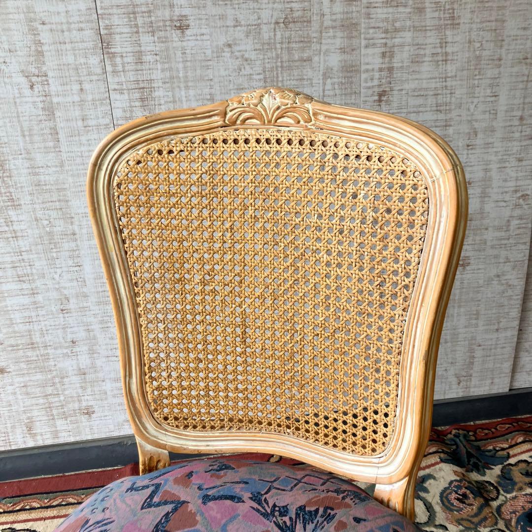 g5 イタリア家具 花柄彫刻 リベット打ちダイニングチェア 木製椅子 ビンテージ