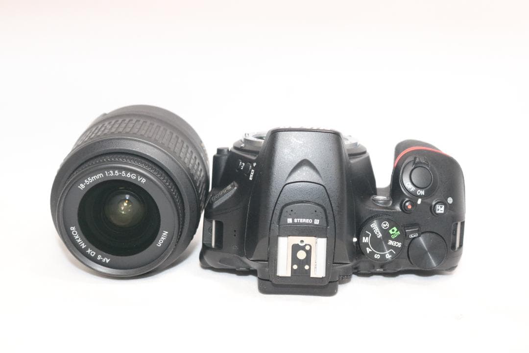 11/1まで！S回数少⭐Nikon D5600 美品⭐シリーズ最新！⭐一眼レフ