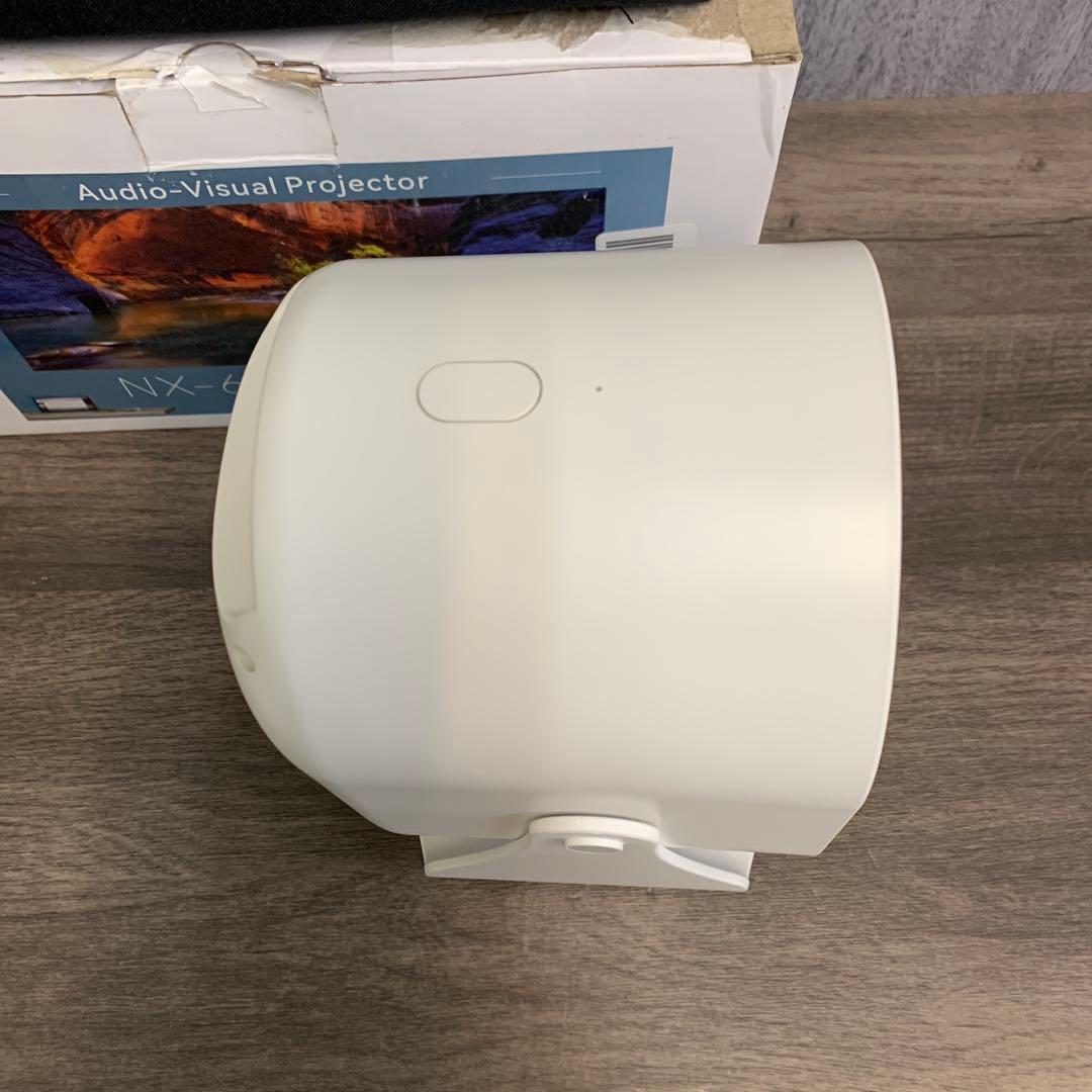 m110611m NX-6 プロジェクター 本体