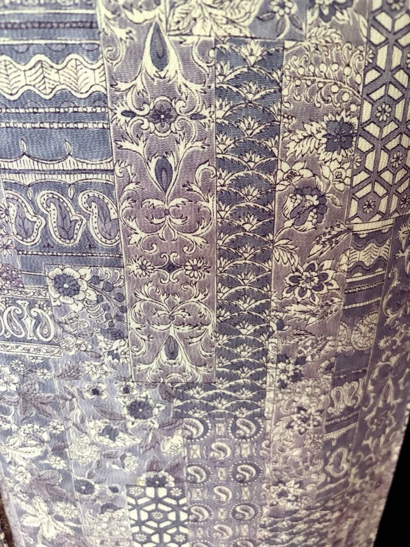 【更紗小紋】更紗切り嵌め　細やかな彫りのさまざまな柄　切り嵌め状に絶妙バランス