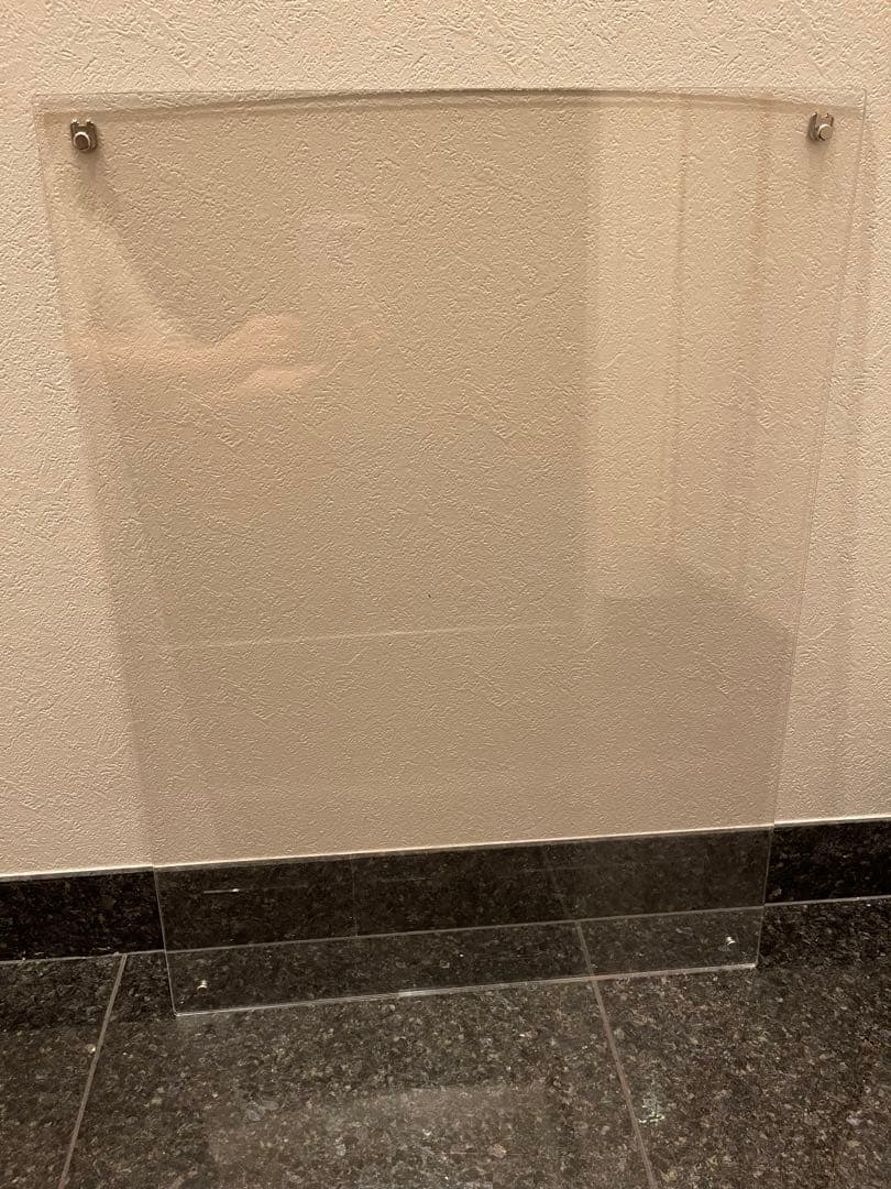 ★最終値下★  透明アクリルポスターフレーム4つ&白い写真フレーム1つまとめ売り