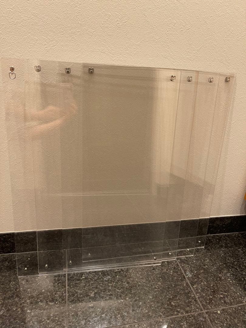 ★最終値下★  透明アクリルポスターフレーム4つ&白い写真フレーム1つまとめ売り