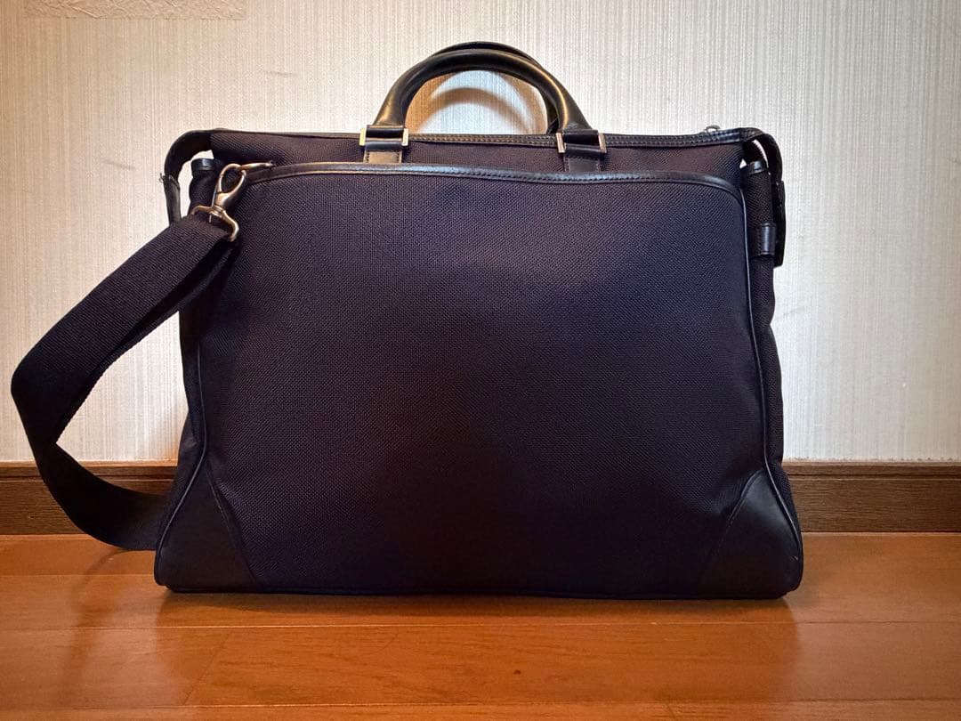 BURBRRY バーバリー ビジネスバッグ ブラックレーベル 良品-