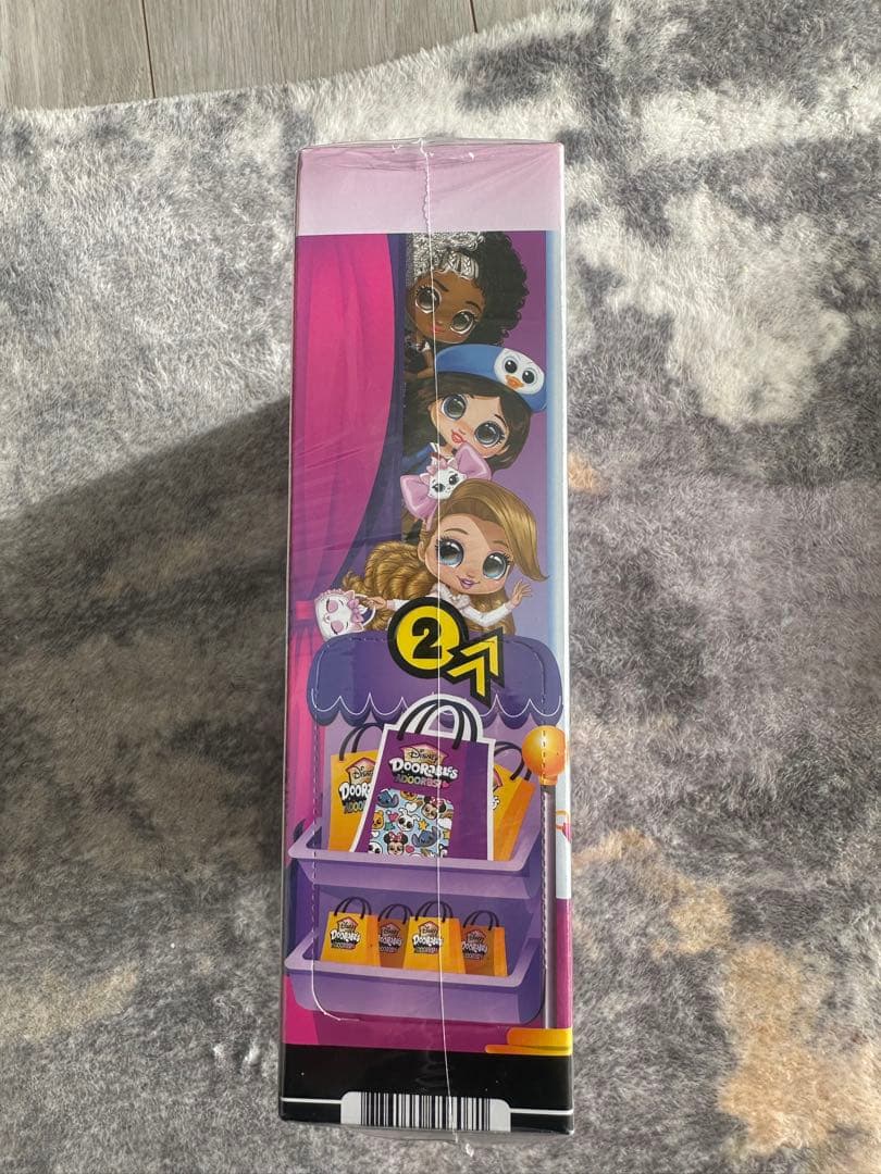 ドアラブルズ ADOORBS! サプライズ スーパーファン ドール　ディズニー