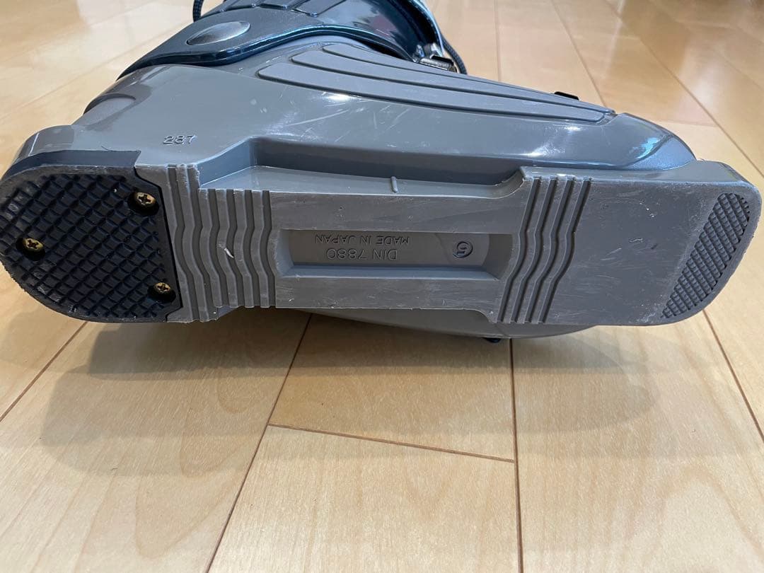 BUMPS8 GENスキーブーツ 23.5センチ