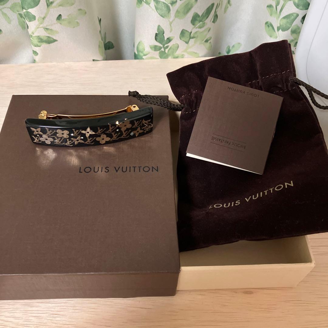 バレッタ　ルイヴィトン