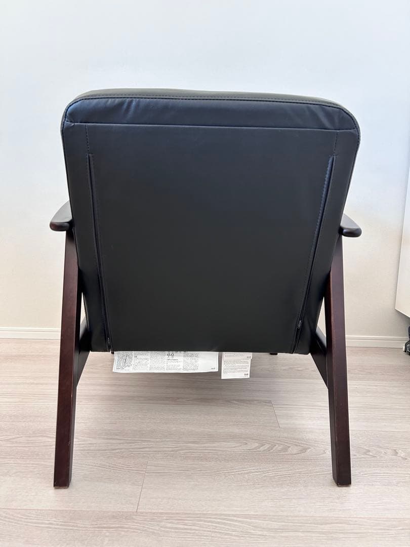 EKENASET エーケネーセット 黒の合成皮革 1人掛けソファ