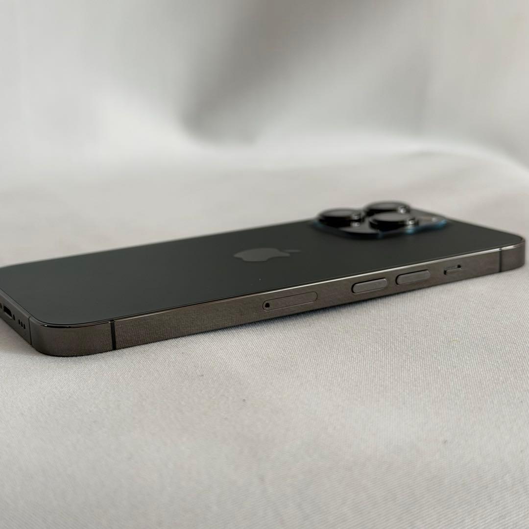 iPhone 13 Pro 128GB グラファイト SIMフリー 国内版の型番