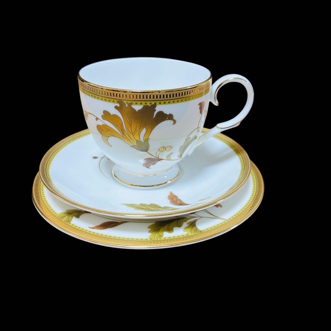 ノリタケ　アイラ　ゴールド　プラチナ　カップ　ソーサー　トリオ　プレート