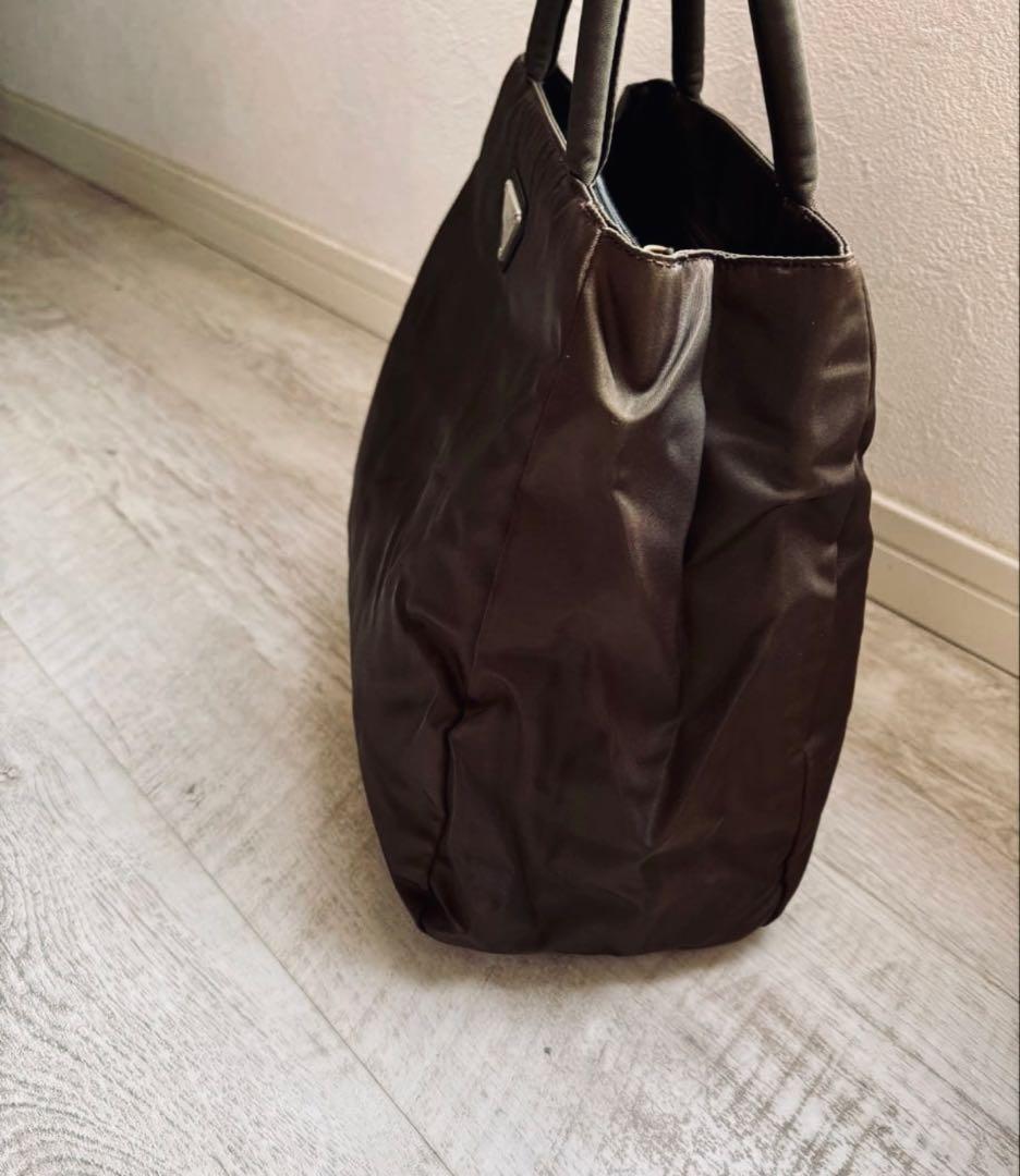 PRADA カーキ　ナイロン　 ハンドバッグ