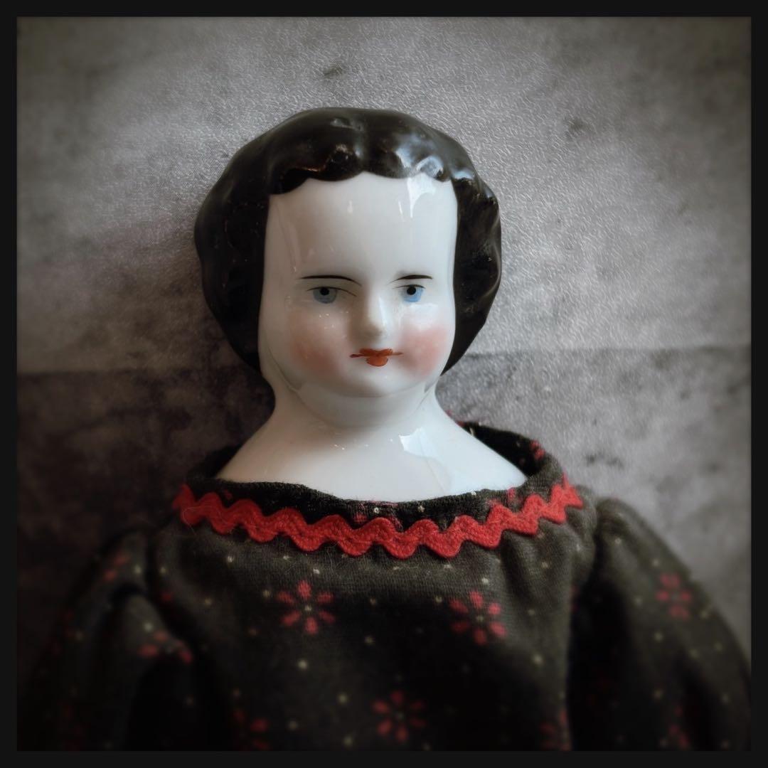 アンティーク チャイナヘッドドール　 クラシカルスタイル ビスクドール