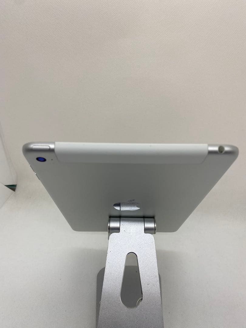 iPad mini 4 7.9インチ 16GB SIMフリー95112