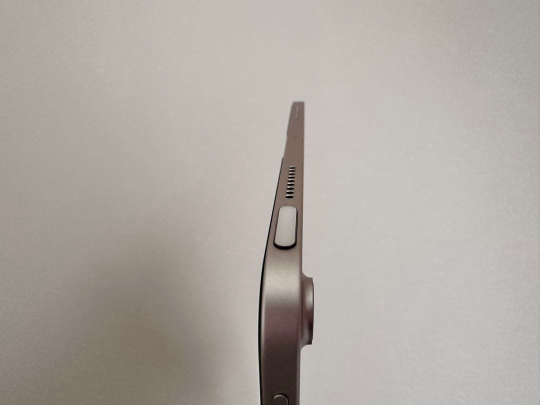 iPad Air 第5世代（256GB / Wi-Fiモデル）ピンク