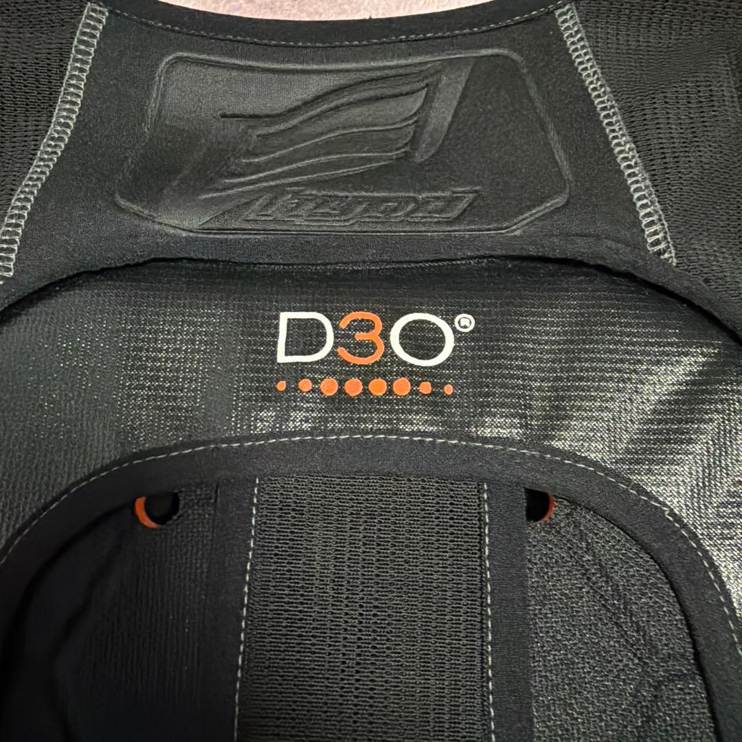 HYOD ヒョウドウ D3O インナープロテクターベスト（ノースリーブ）