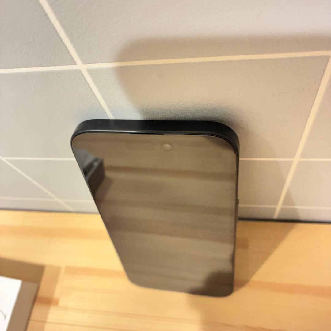 Apple iPhone 15 ブラック 128GB ディスプレイを公式にて交換