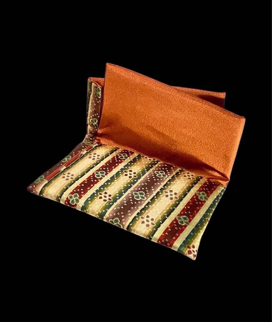 京都発　龍村美術織物　/　数寄屋袋　花文暈繝錦　⭐️【日本製】【新品】⭐️